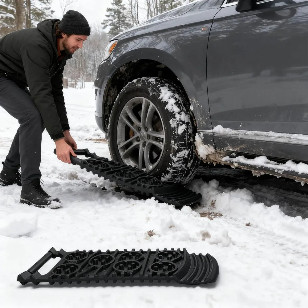 Traction Escape Board — Anti-Skid Recovery Mat for Sand, Mud & Snow